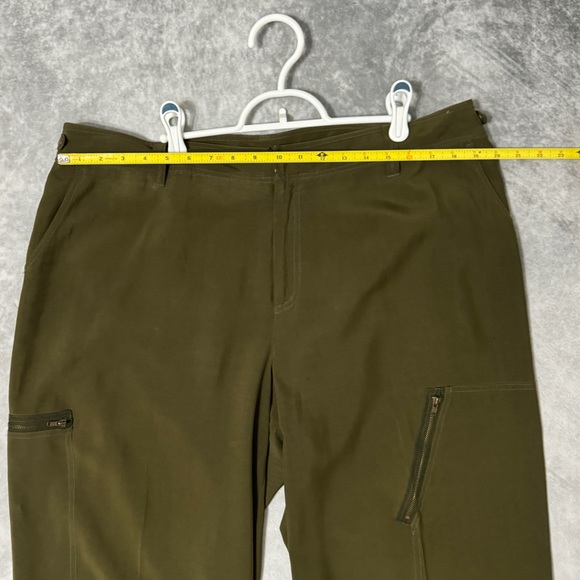 AUGUST MAX SILK SET. Green. Size 4 Plus - Picture 3 of 14